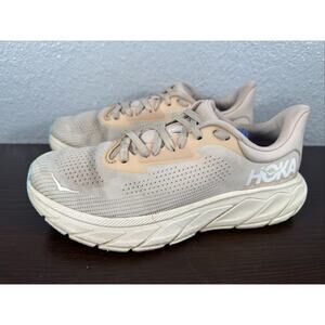 Hoka One One Womens Arahi 7 1147851 VRM Beige Running Shoes Sneakers Size 7.5 B